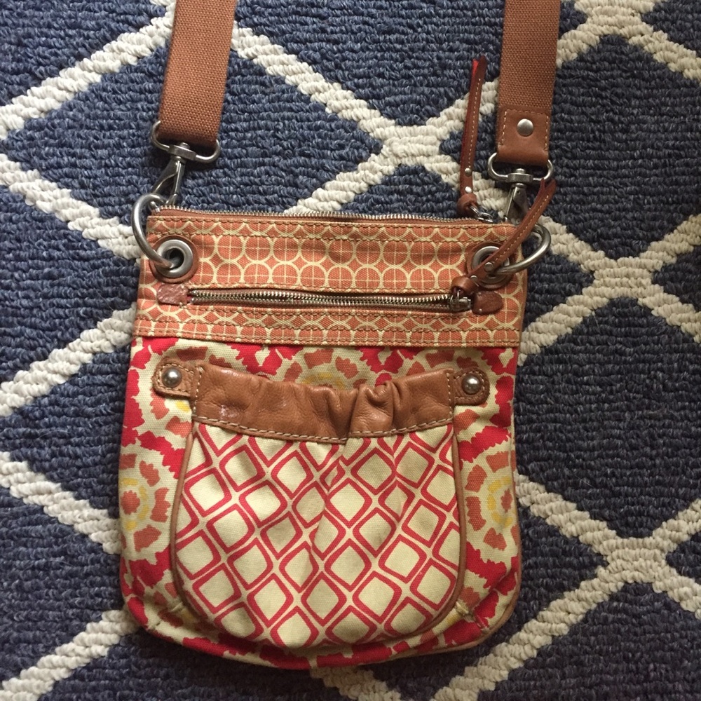 Fossil crossbody purse- well used
